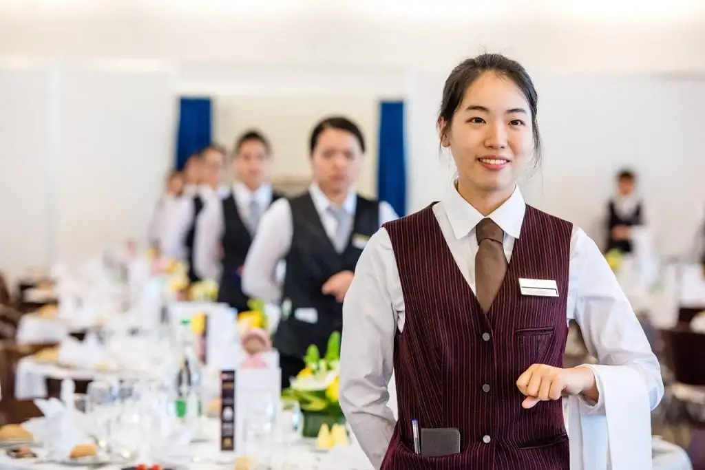 Nghiệp Vụ Khách Sạn